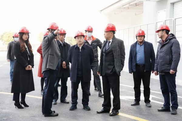 统战部部长王卫国,区相关部门有关负责同志,度假区(阳澄湖镇)主要负责