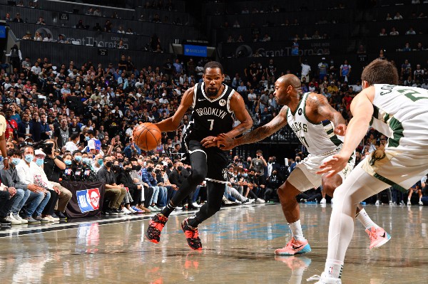 杜兰特空砍48分!雄鹿加时击败篮网,晋级nba东部决赛