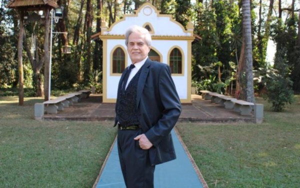 “1980年巴西最帅男人”又出山74岁时再捧拉美选美冠军