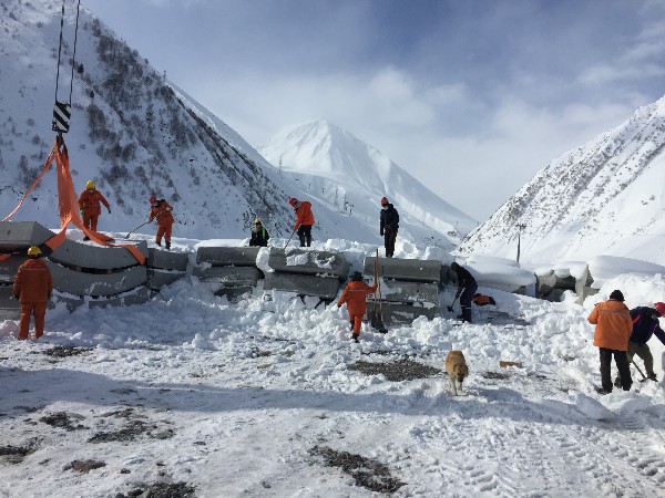 位于高加索山南麓古多里山中的施工场地。中铁隧道局格鲁吉亚KK公路隧道项目部供图