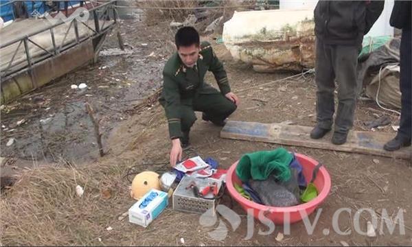 寒夜偷运毒杀的野鸭 边防警官巡查逮正着