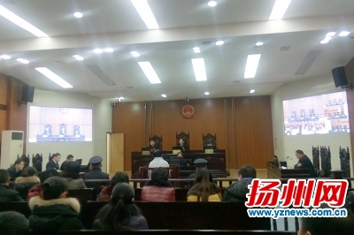 庭审现场。刘娟摄