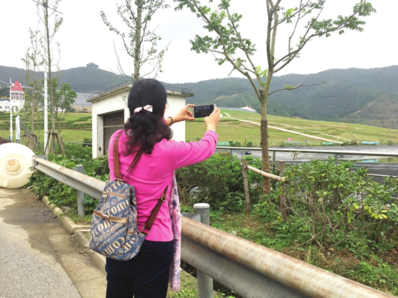 　　原来这里就是垃圾填埋场啊