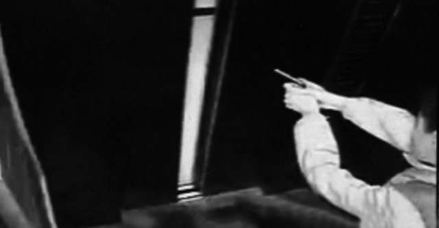 苏州吴江一中学生玩仿真玩具枪 引特警登门