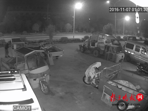 晚上盗窃监控1.jpg