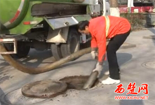 新春走基层 宿迁吸粪工人严成军：用我一身脏换好环境