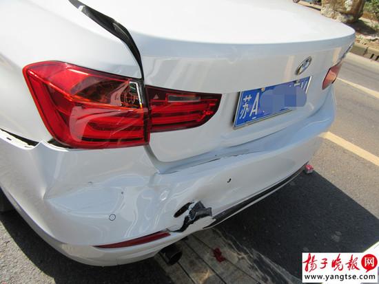 儿子花47万买路虎 刚出4S店就追尾老爸的宝马