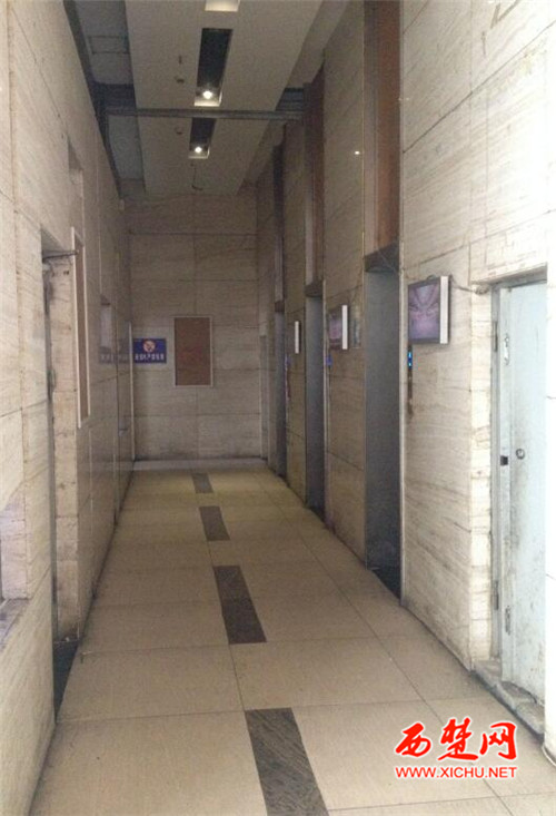 宿迁金柏年公寓电梯问题多 不带手机都不敢坐电梯