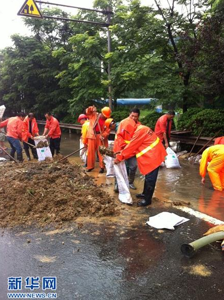 常州一养护工抗洪6天6夜未回家 母亲家中溺水身亡