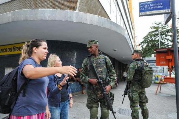 里约奥组委：向被抢中国人道歉 需时刻保持警惕