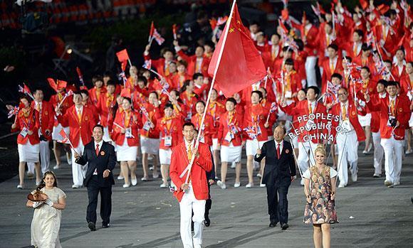 中国旗手预测：打破男篮垄断？雷声或成黑马