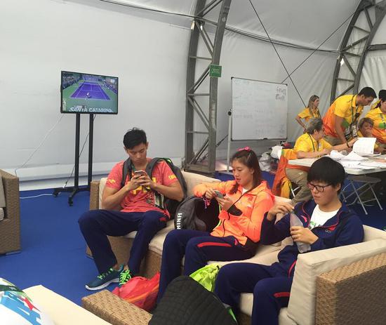 宁泽涛为比赛调作息:晚上11多吃饭 每天早晨很困