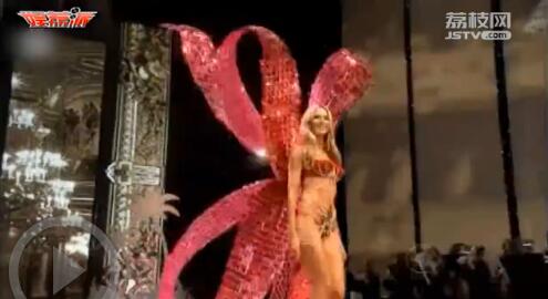 维密史上“车祸”现场合集 奚梦瑶回应摔跤