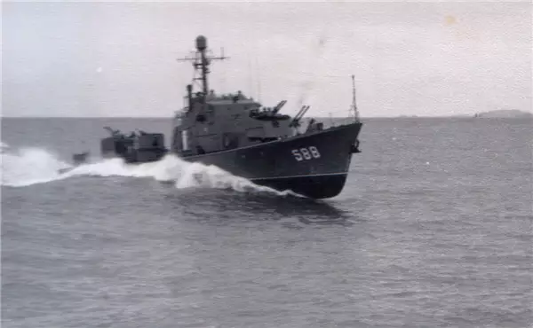 第二代“海上猛虎艇”——588艇