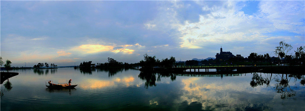 金山湖晨曦