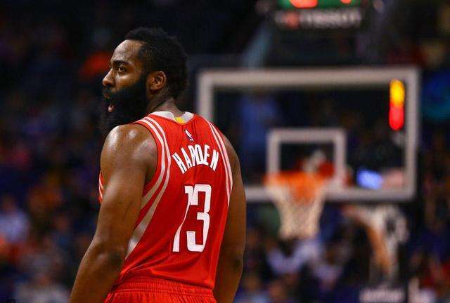 伟大的夜晚 詹姆斯哈登创造NBA历史第一个60+三双