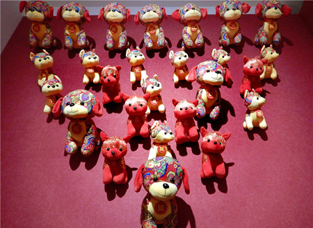 Find “lucky dogs” in Nanjing Museum