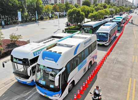 2018 Hydrogen Fuel Cell Vehicle Itinerant Exhibition and Roadshow held in China's Jiangsu