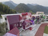 2018年10月18日，杭州淳安县富文乡的青山翠谷间，一座色彩斑斓的“童话城堡”格外引人注目，这是经过改造重建的富文乡中心小学。