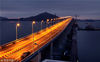 2010年11月30日，福州，平潭海峡大桥建成通车。
平潭跨海大桥相连于海坛岛与大陆之间，大桥06年开工，10年通车，长660米，宽17米。