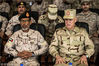 当地时间2018年11月15日，埃及马特鲁省，埃及、沙特阿拉伯、阿联酋等阿拉伯国家在穆罕默德·纳吉布军事基地举行联合军事演习。视觉中国