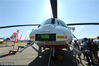 2018年11月7日，参观者在2018珠海航展上观看米-171A2直升机。
