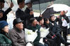 2018年12月10日，江苏省南京市，南京大屠杀死难者家庭祭告活动，悲痛的南京大屠杀幸存者夏淑琴老人（左三）掩面而泣。