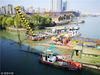 2018年12月17日，一运沙船在杭州跨越京杭大运河的轻纺桥旁沉没，海事处临时封道紧急施救。