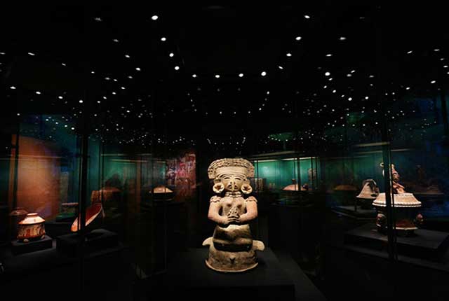 成都：来自美国200余件2000年历史的玛雅文物赴中国展出