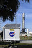 当地时间2018年12月5日，美国佛罗里达州卡纳维拉尔角空军基地，SpaceX公司即将发射一枚猎鹰9号火箭，这枚火箭将运载“龙”飞船为美国宇航局(NASA)向国际空间站运送超过2吨的补给和科学研究设备。Newscom/视觉中国
