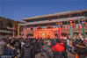 2018年2月21日，北京，八大处祈福庙会的即将结束，现场依然热闹非凡。