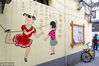 2018年2月8日，上海，黄浦区山西南路无锡小区的弄堂里，新添了多幅描绘上海童谣的涂鸦作品。