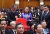 3月18日，十三届全国人大一次会议在北京人民大会堂举行第六次全体会议。这是代表在投票。 新华社记者 刘卫兵 摄