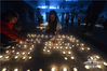 5月11日，在汶川地震十周年来临之际，当晚，扬州大学旅游烹饪学院开展主题为“烛光祈心愿、感恩献汶川”纪念活动。 大学生们在广场上点燃摆成心形图案和“512”字样的蜡烛，悼念汶川地震中遇难的同胞，祝福汶川。