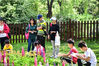 2018年5月13日是母亲节，北京玉渊潭邀请了中科院植物所植物科学绘画家孙英宝老师，为孩子们讲授植物知识和绘画技巧，并带领着孩子们一起描绘母亲之花“鲁冰花”。