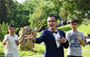 2017年6月3日，清华大学两名博士生在清华园“情人坡”上演了一场浪漫的求婚。