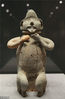 2018年5月17日，南宁，在南宁博物馆展出的展品“东汉俑形活动陶流壶”。
