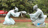 The statues of Liang Hong and Meng Guang. (Photo by Shi Han / Xinhua.net)
