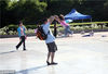 2009年5月30日，北京朝阳公园举办少年儿童主题活动。
开心的父女在玩耍