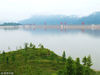 开展环境整治行动。2012年7月5日，湖北宜昌，三峡工程（坝区）水土流失防治区。