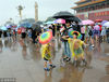 2018年7月17日，农历头伏首日，北京遭遇大到暴雨天气， 故宫及天安门景区的游客冒雨游览，热情不减。