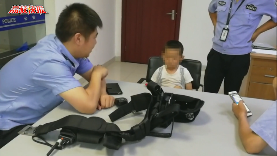 爸爸独自带娃是什么后果？娃丢两个小时刷朋友圈才知道