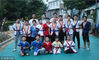 2018年7月17日，青岛。学习中国式摔跤的青少年。