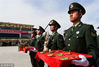 2018年8月11日，新疆巴音郭楞，中国陆军承办“国际军事比赛－2018”赛事落下帷幕。
颁奖仪式上的仪仗兵。