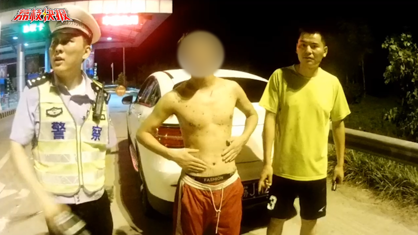 路遇交警查车 酒驾男子“跳河”躲避检查