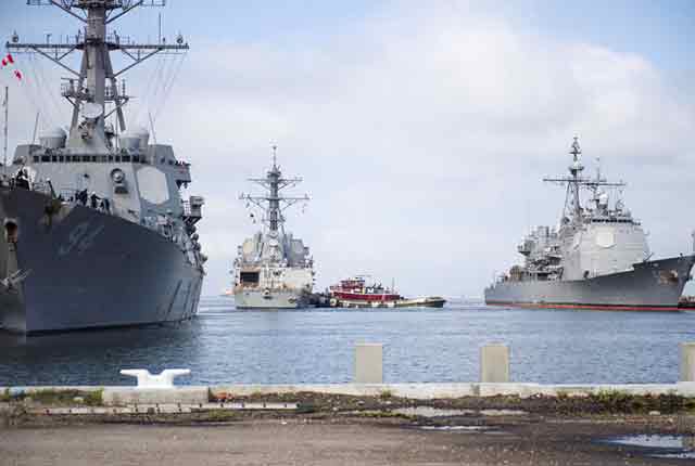 飓风来袭！美最大海军基地坐不住 30艘军舰撤离