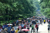 2018年9月23日，江苏南京，大批游客在中山陵景区参观游览。