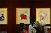 2019年1月6日，南京，市民在南京博物院观看展出的猪文物。