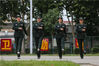 2019年9月20日，石家庄。今年是新中国成立70周年，首都北京天安门广场将举行盛大阅兵式和群众游行，向全世界展示中国的武装力量建设、民族自信心和自豪感。时间穿越到35年前，1984年10月1日，新中国成立35周年庆典在天安门广场举行，首支女兵方队胳膊上戴着红十字袖标，迈着铿锵有力的步伐，飒爽英姿地走过天安门。