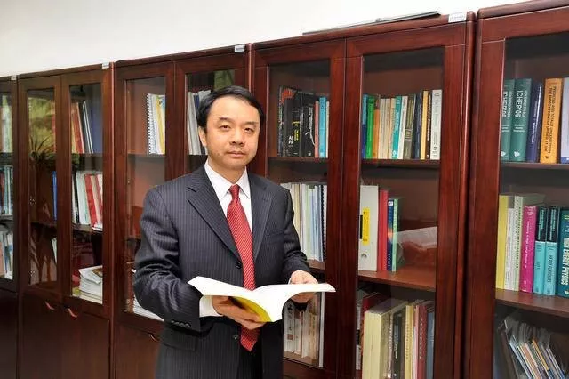 通籍科学家王贻芳获未来科学大奖！ 现场他捐出全部奖金